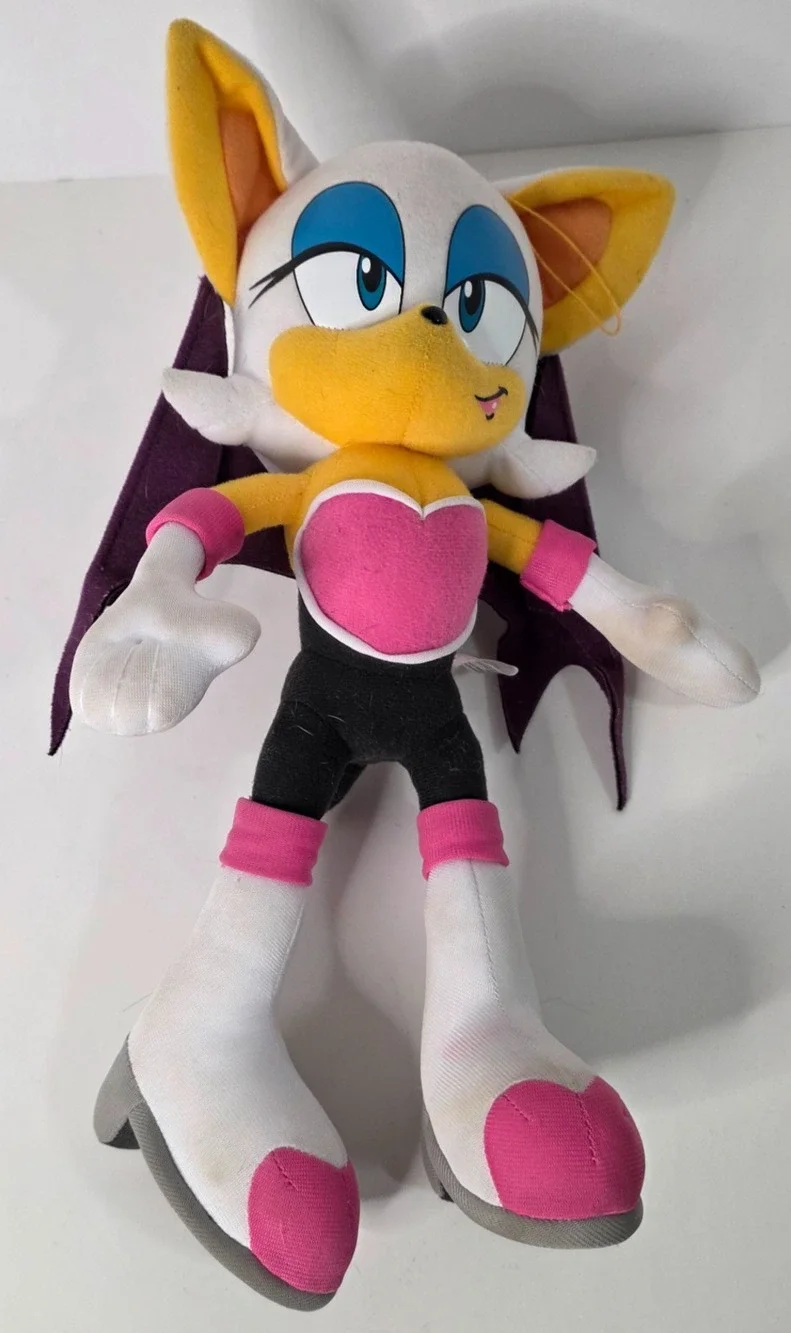 Great Eastern Sonic the Hedgehog Rouge the Bat Plush